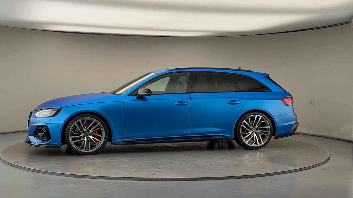More views of Audi RS4 Avant
