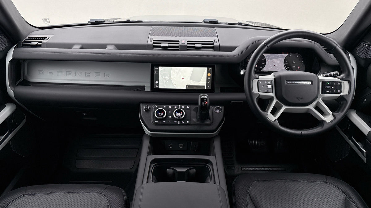 Land Rover Defender 110 Image 12