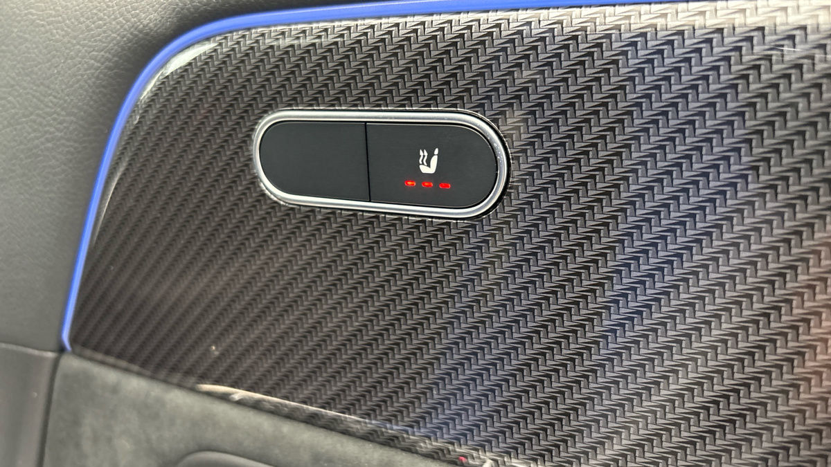 Mercedes-Benz GLA Image 26