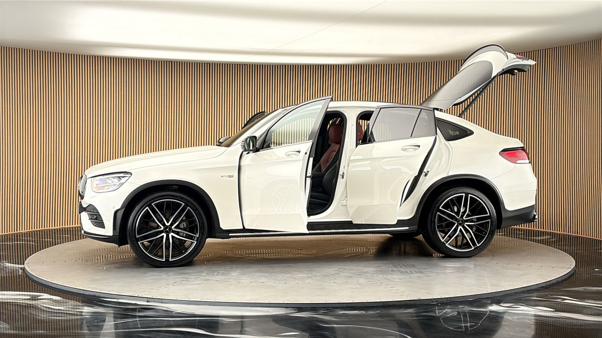 More views of Mercedes-Benz GLC