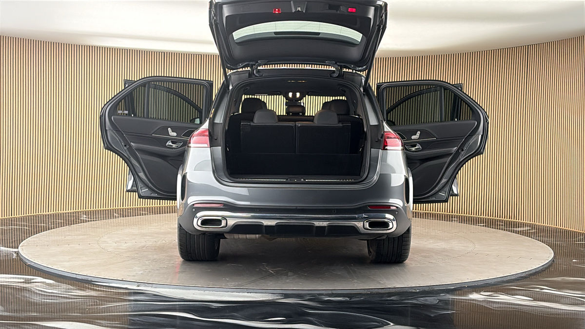 More views of Mercedes-Benz GLE