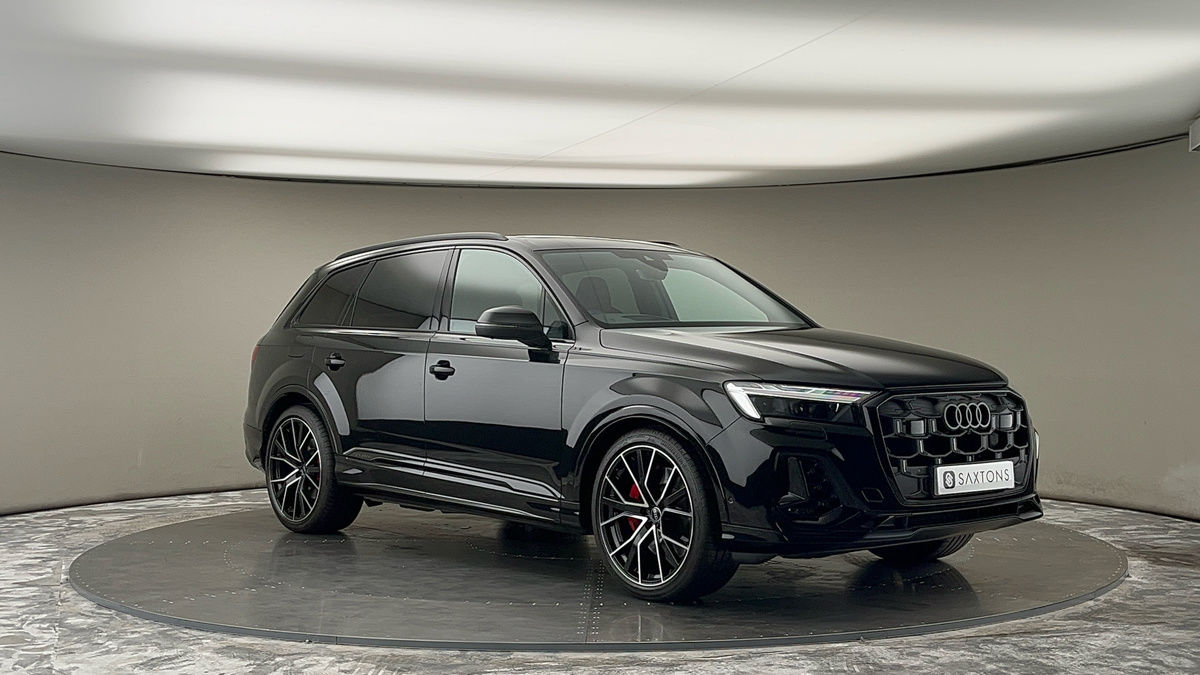 More views of Audi SQ7