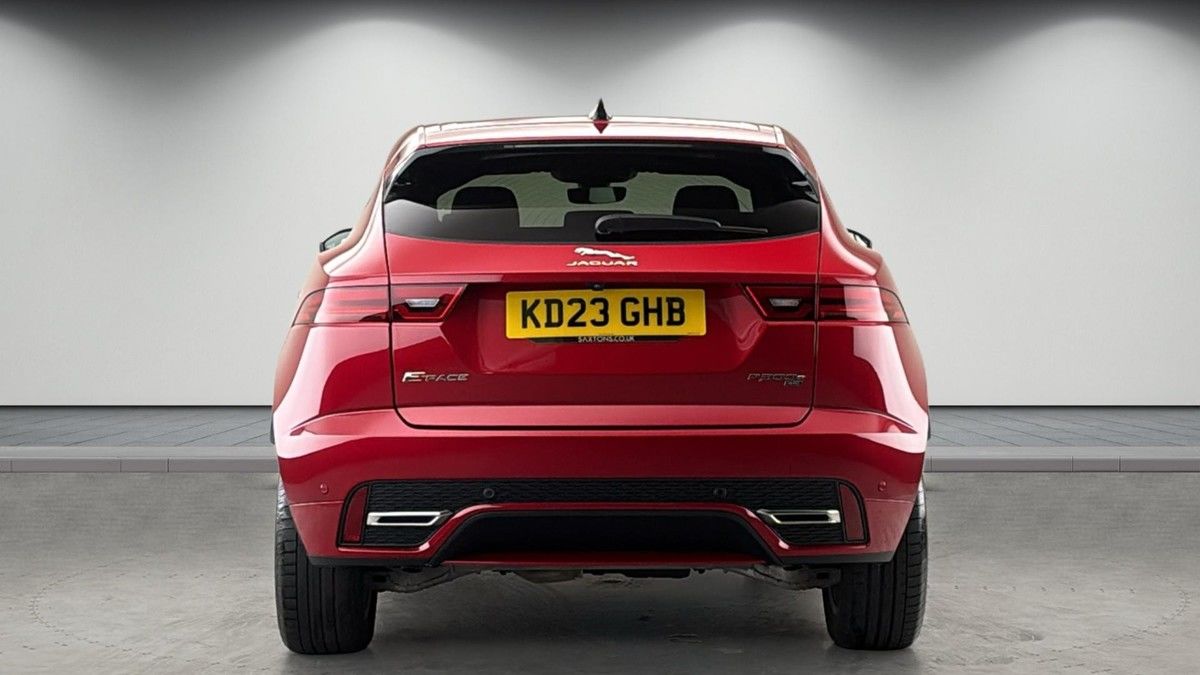 Jaguar E-PACE Image 4