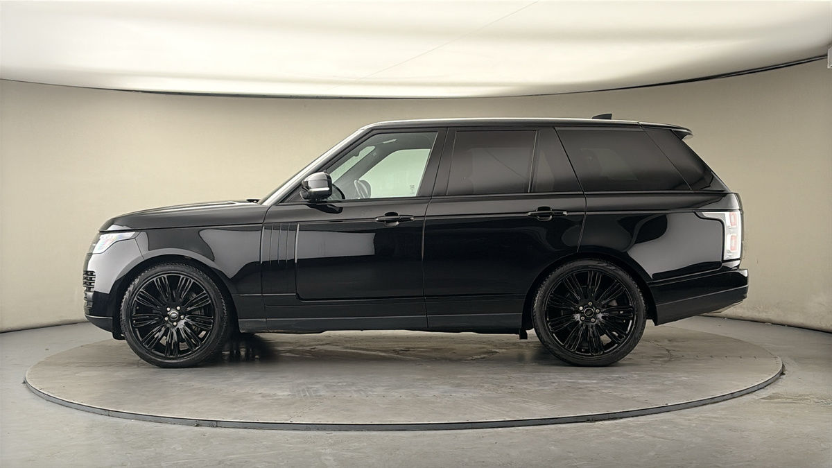 More views of Land Rover Range Rover