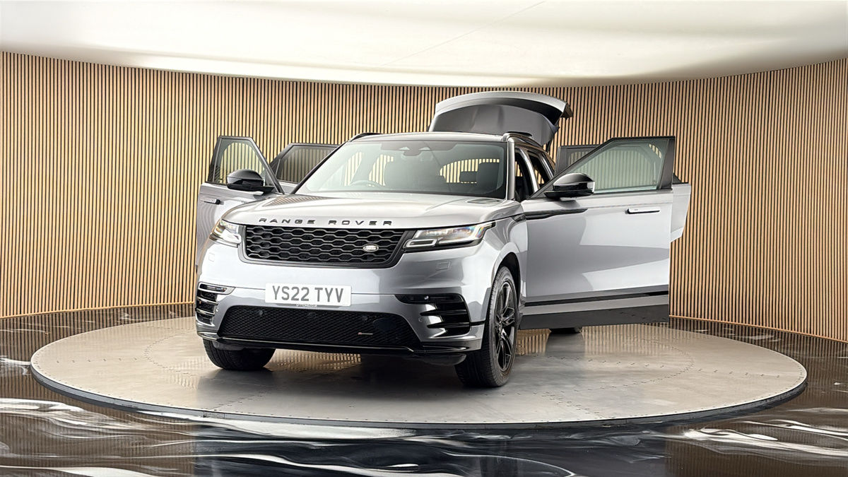 More views of Land Rover Range Rover Velar