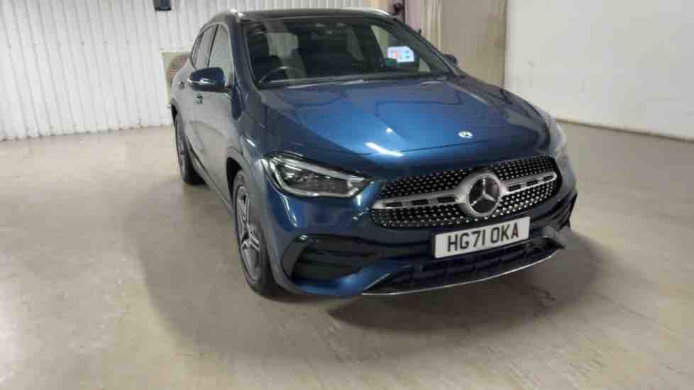 More views of Mercedes-Benz GLA