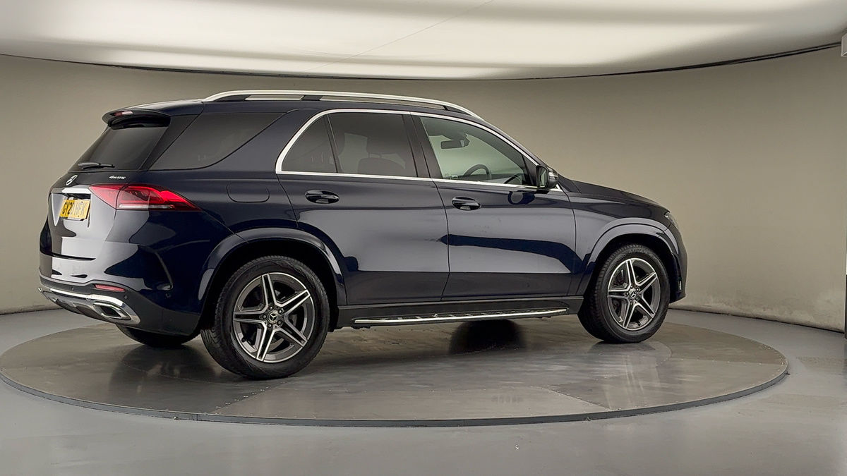More views of Mercedes-Benz GLE