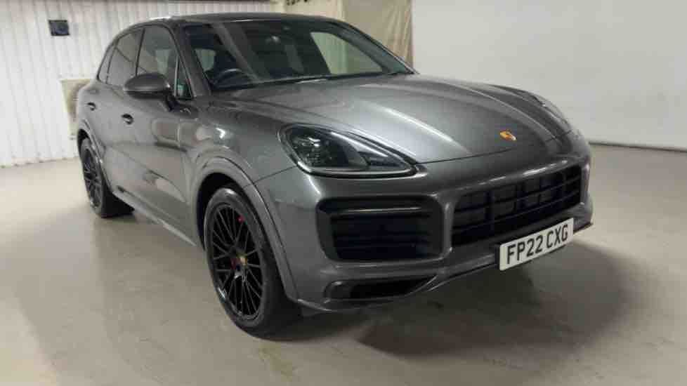 More views of Porsche Cayenne