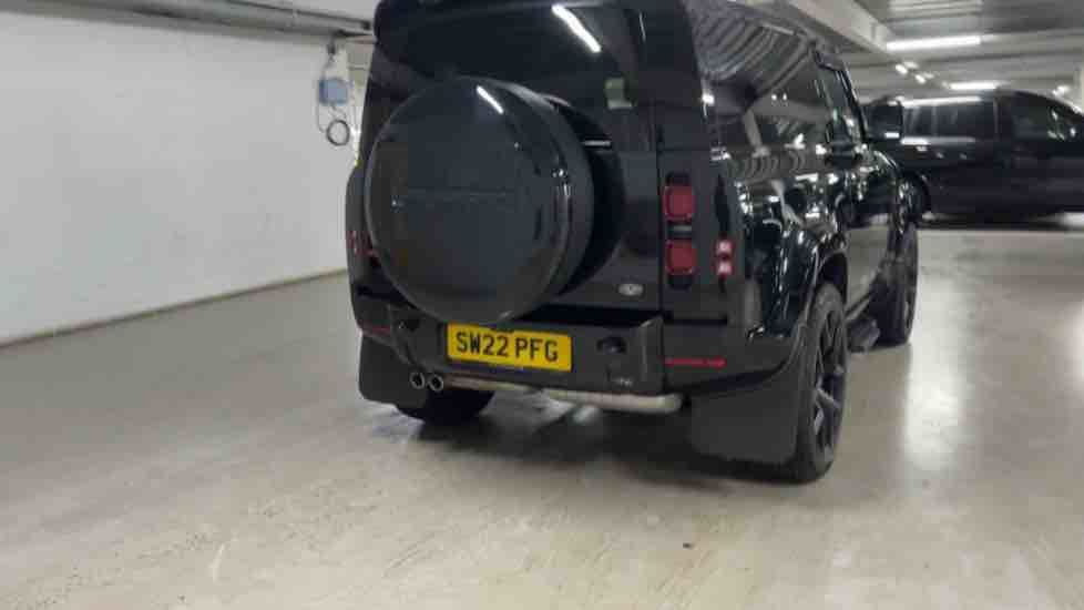 More views of Land Rover Defender 90