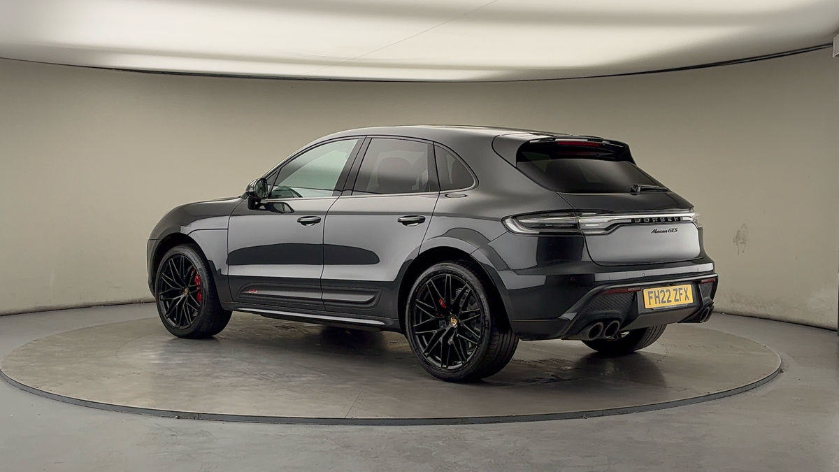 More views of Porsche Macan