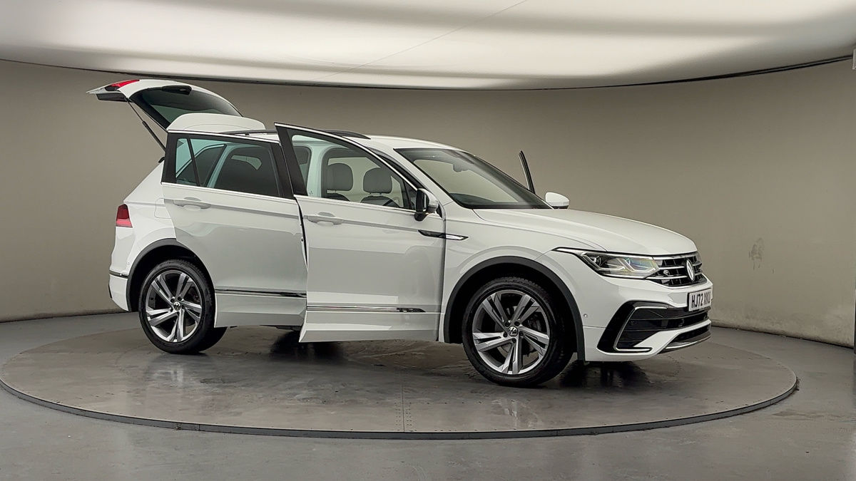 More views of Volkswagen Tiguan