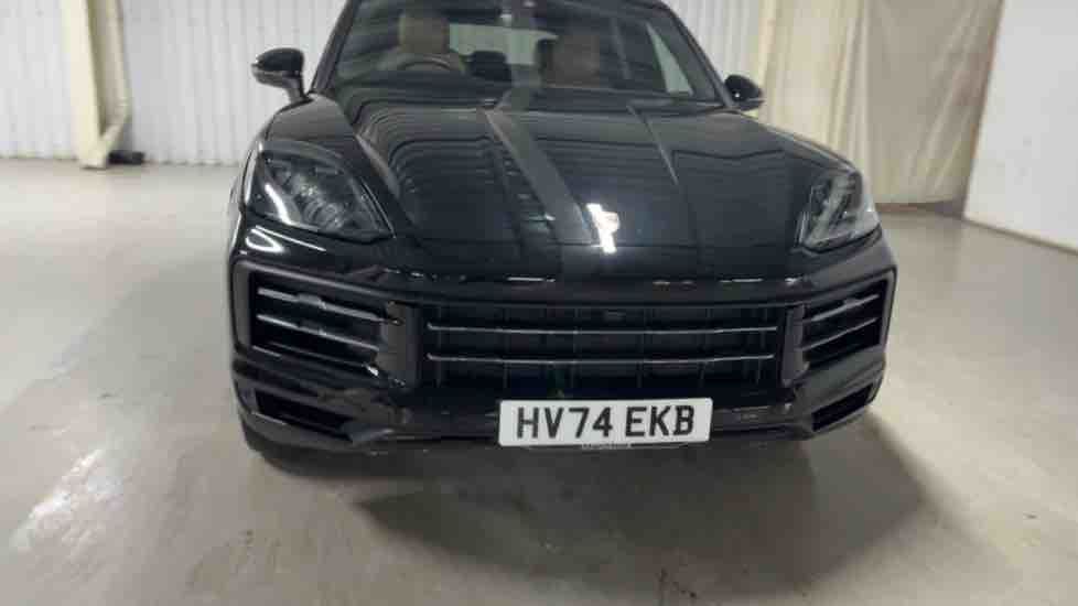 More views of Porsche Cayenne