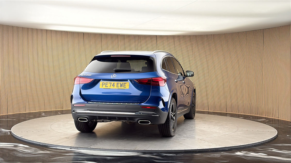 More views of Mercedes-Benz GLA