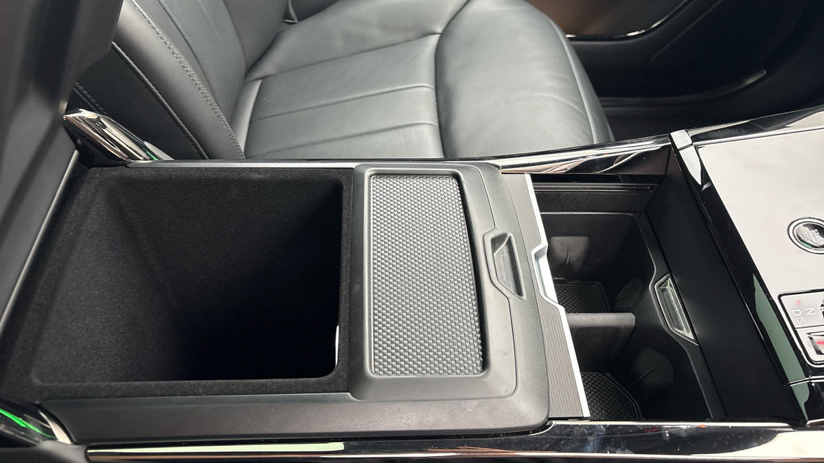 Land Rover Range Rover Sport Image 34