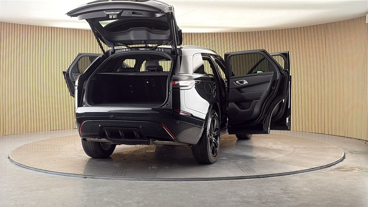 More views of Land Rover Range Rover Velar