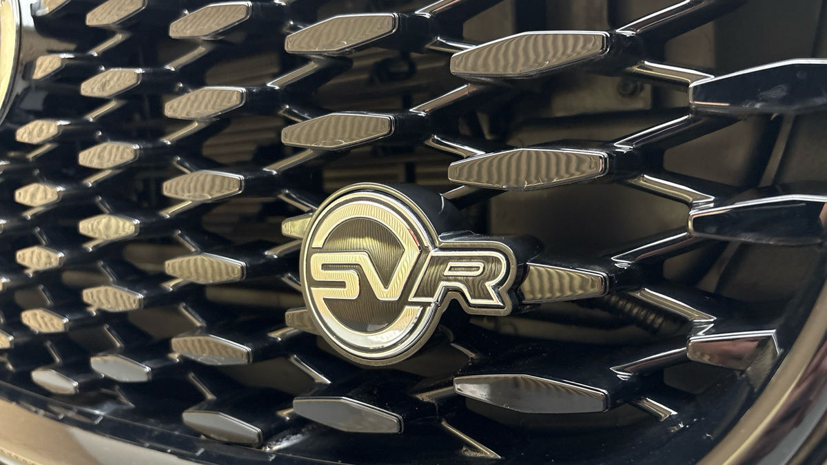 Jaguar F-PACE Image 27