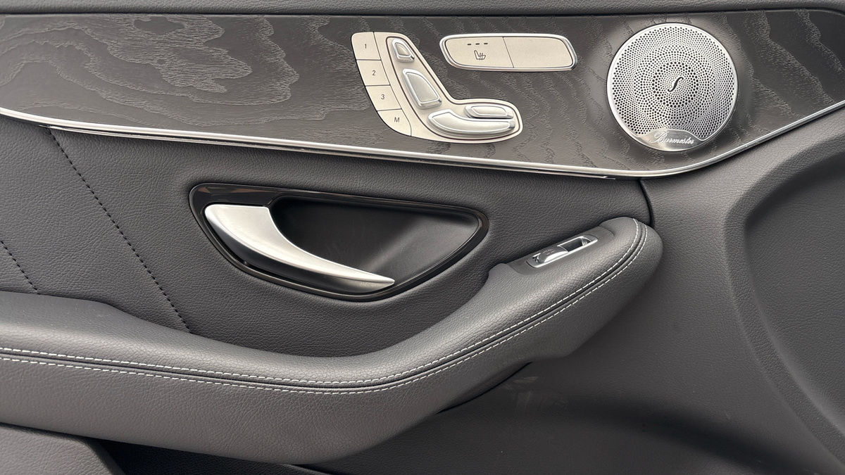 Mercedes-Benz C Class Image 19