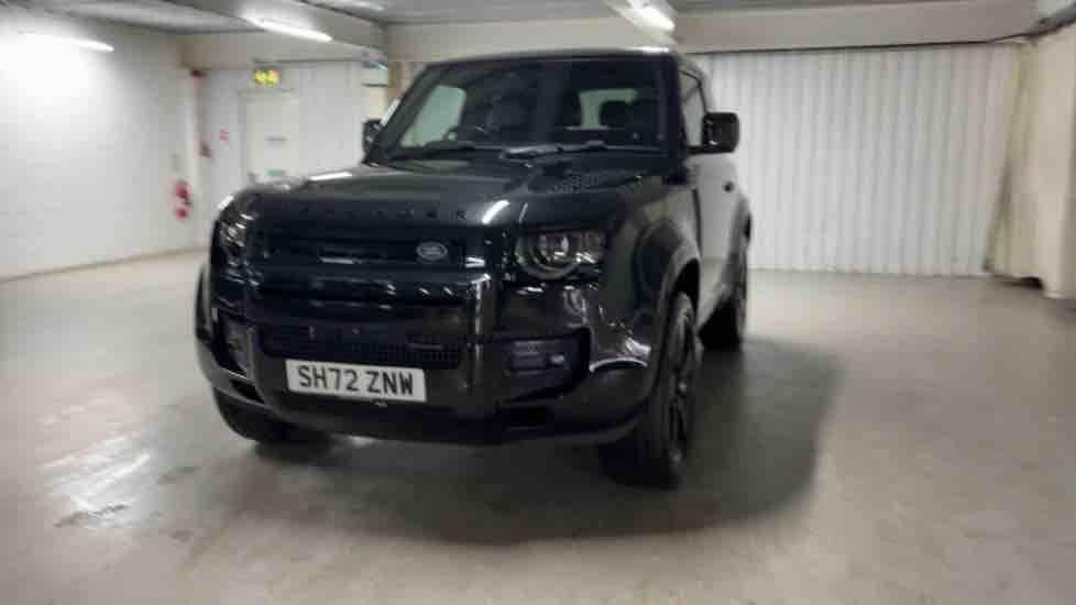 More views of Land Rover Defender 90