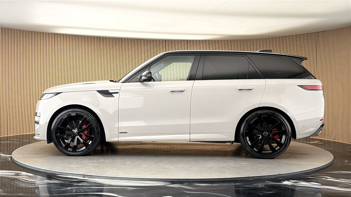 Land Rover Range Rover Sport Image 15