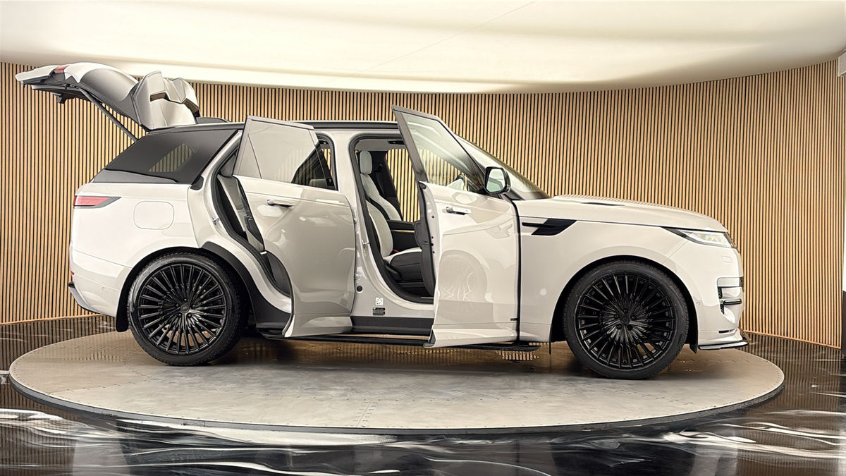 More views of Land Rover Range Rover Sport