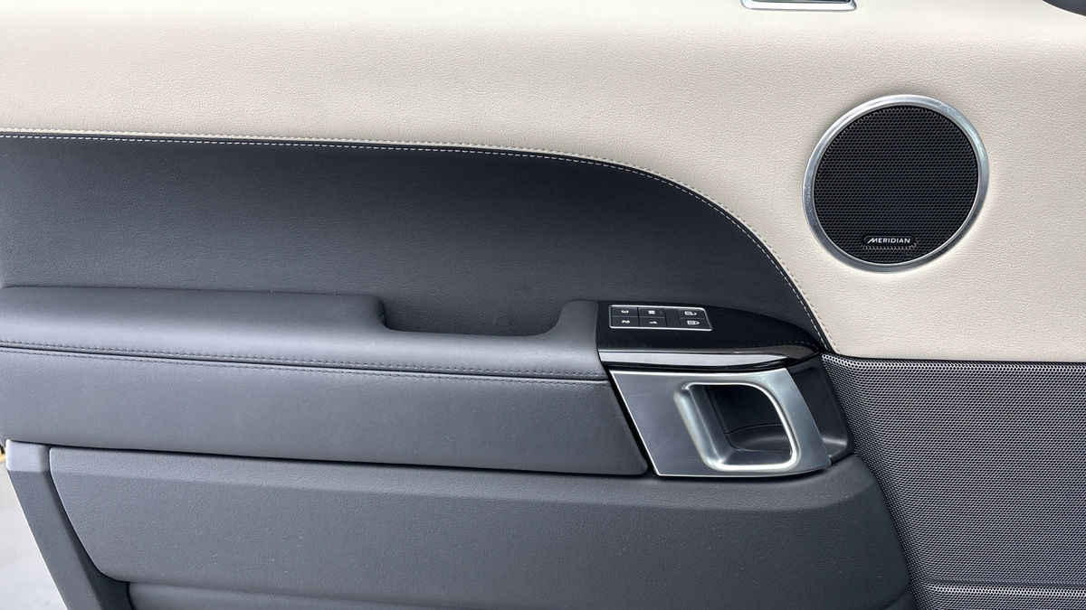Land Rover Range Rover Sport Image 19
