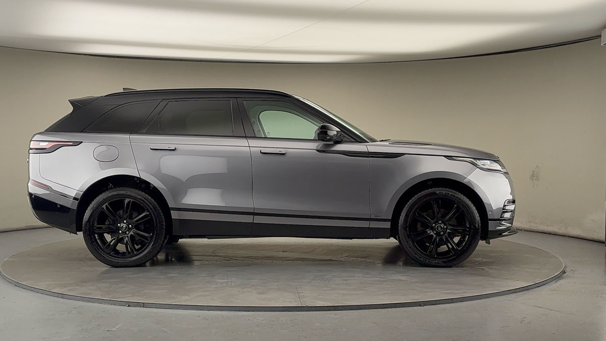 Land Rover Range Rover Velar Image 16