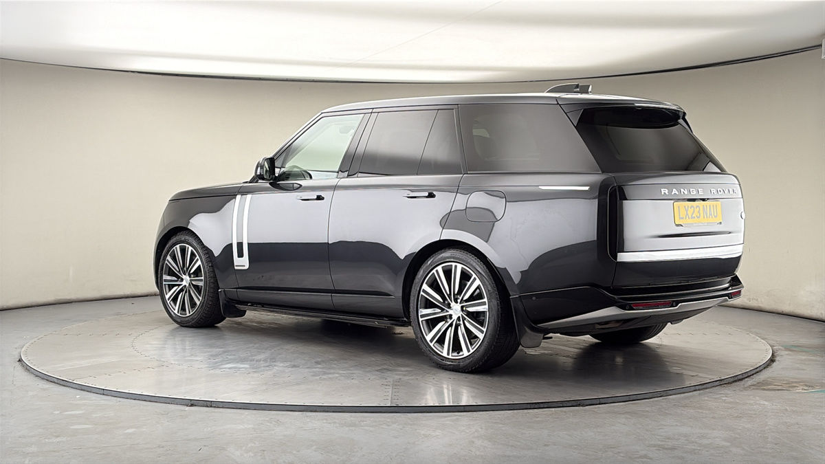 More views of Land Rover Range Rover