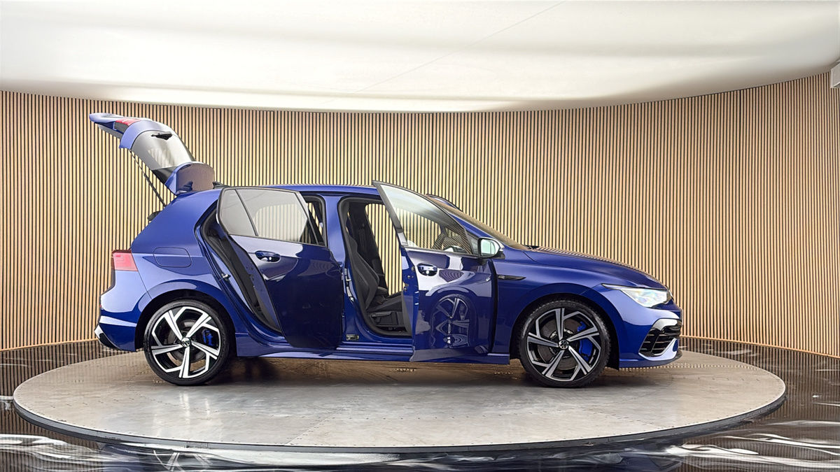 More views of Volkswagen Golf