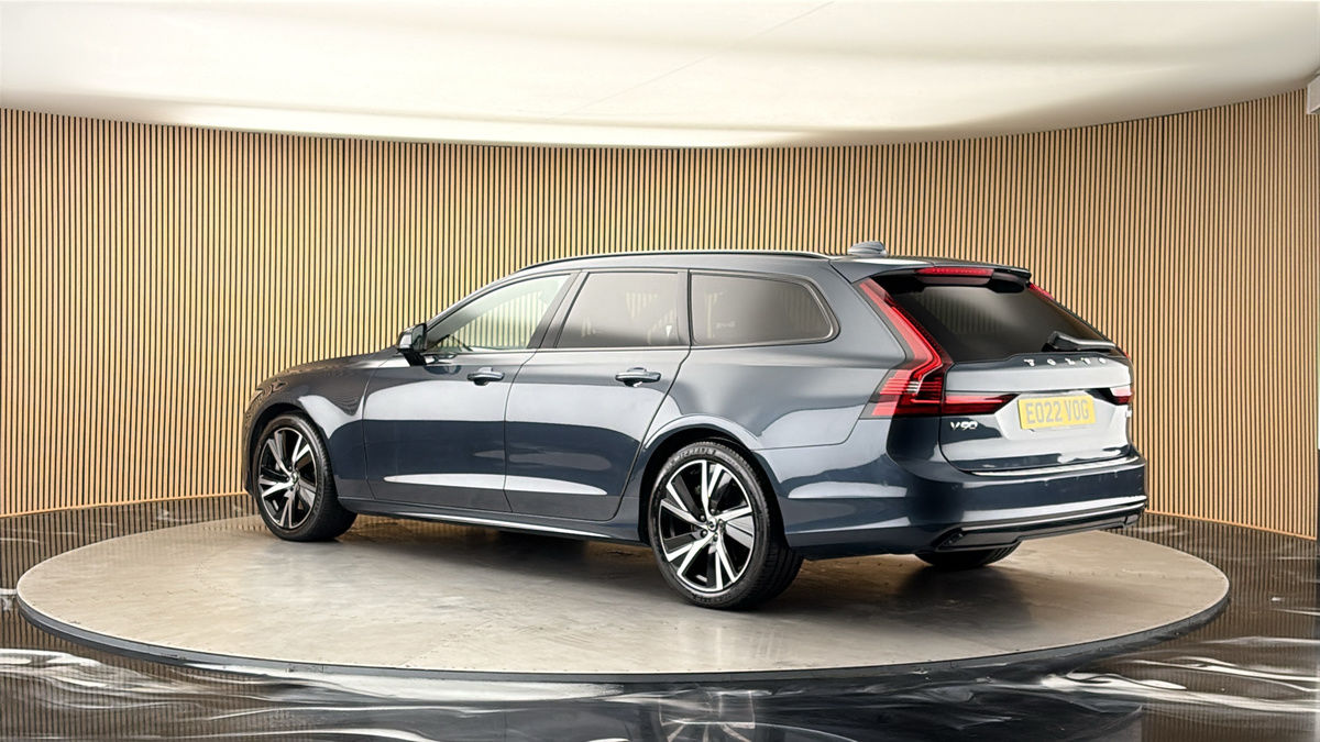 More views of Volvo V90