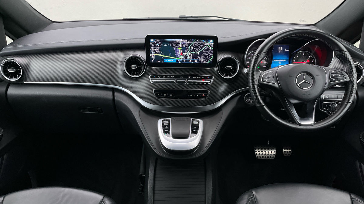 Mercedes-Benz V Class Image 12