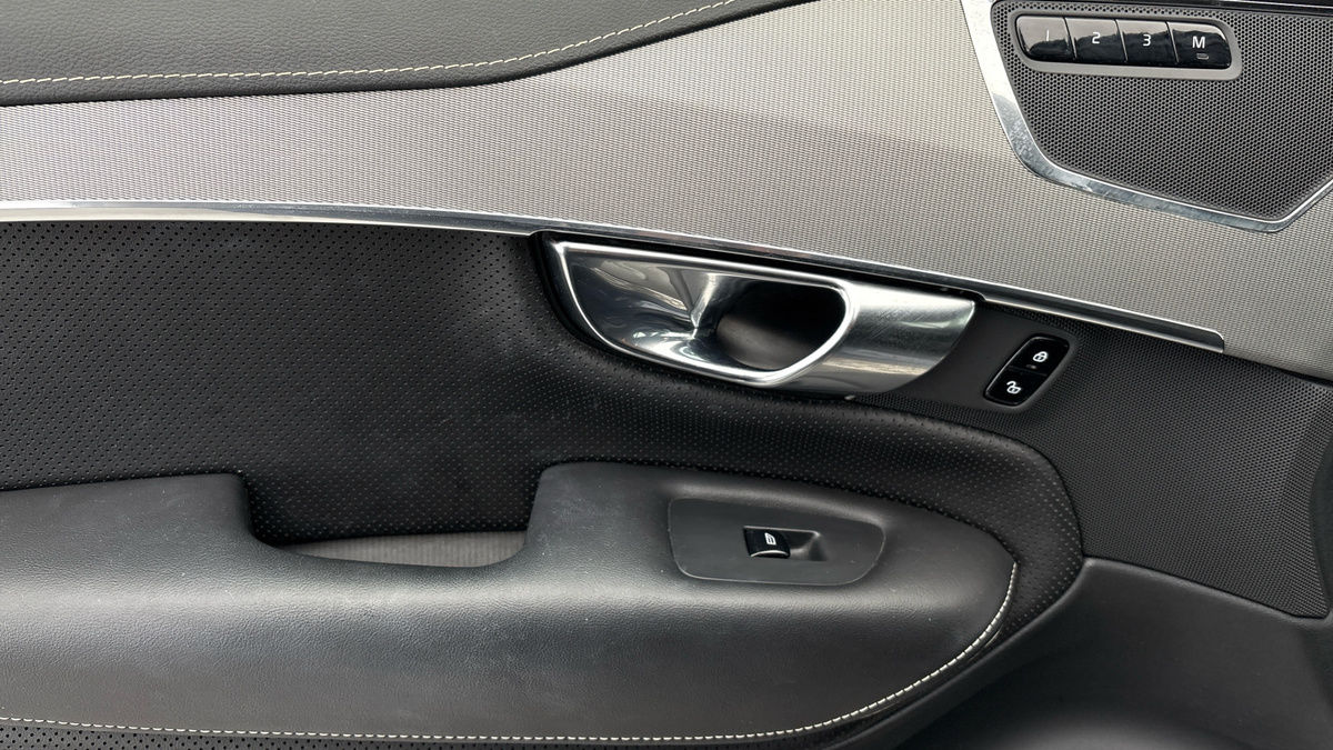 Volvo XC90 Image 19