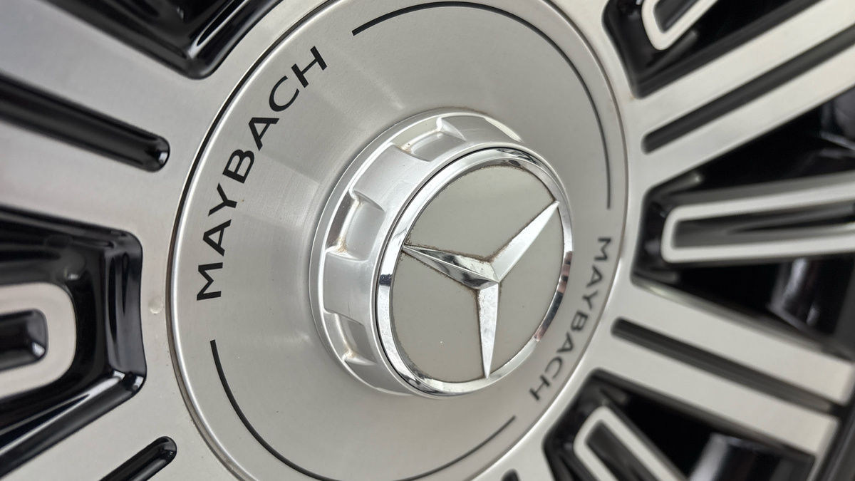 Mercedes-Benz Maybach GLS Image 28