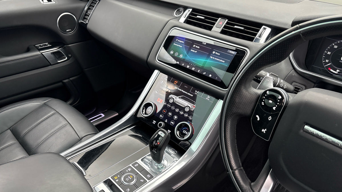 Land Rover Range Rover Sport Image 18