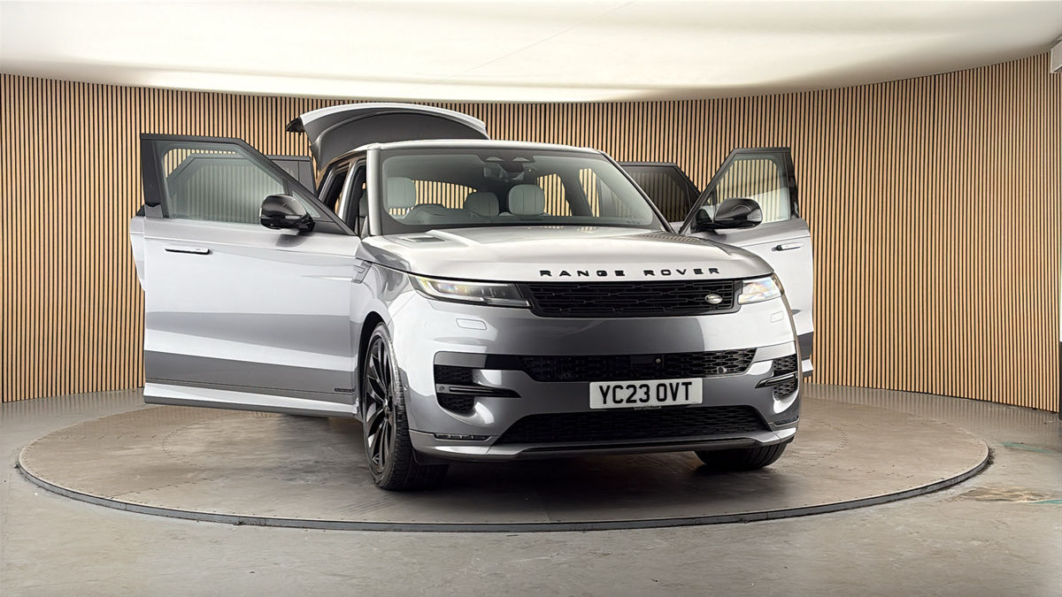 More views of Land Rover Range Rover Sport