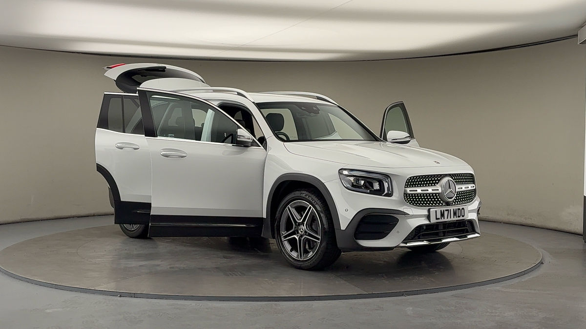 More views of Mercedes-Benz GLB