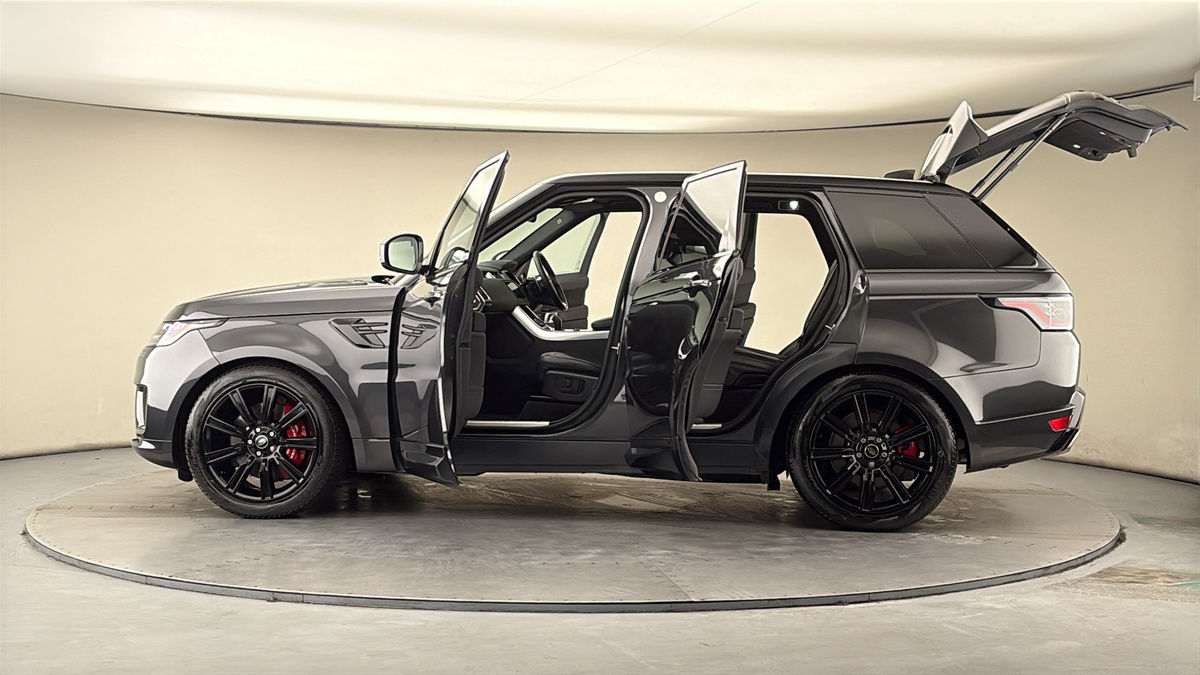 More views of Land Rover Range Rover Sport