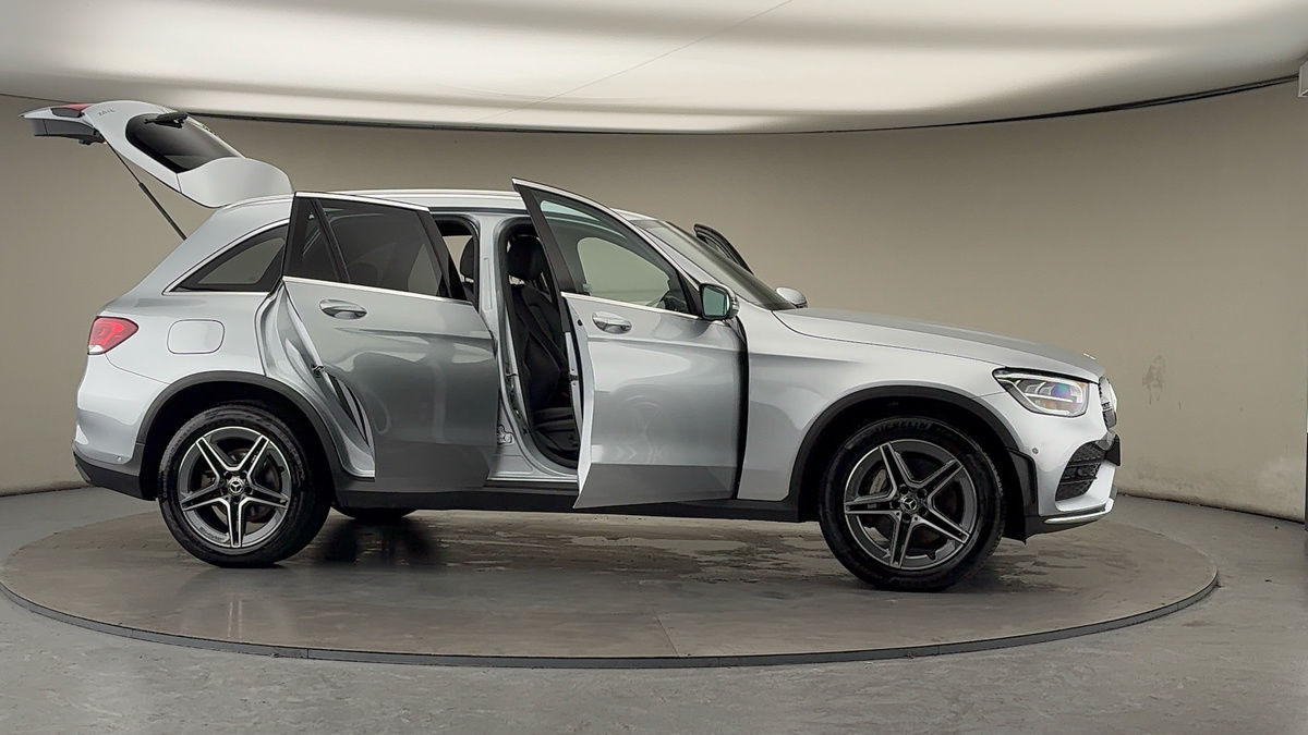 More views of Mercedes-Benz GLC