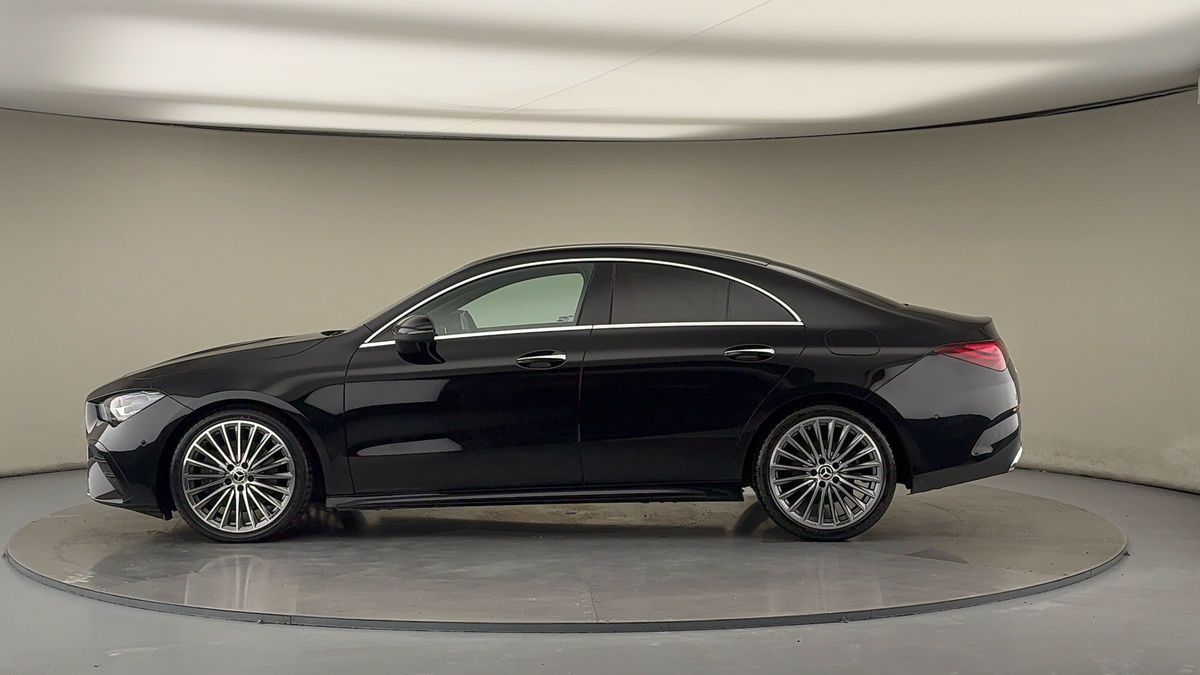 Mercedes-Benz CLA Image 15