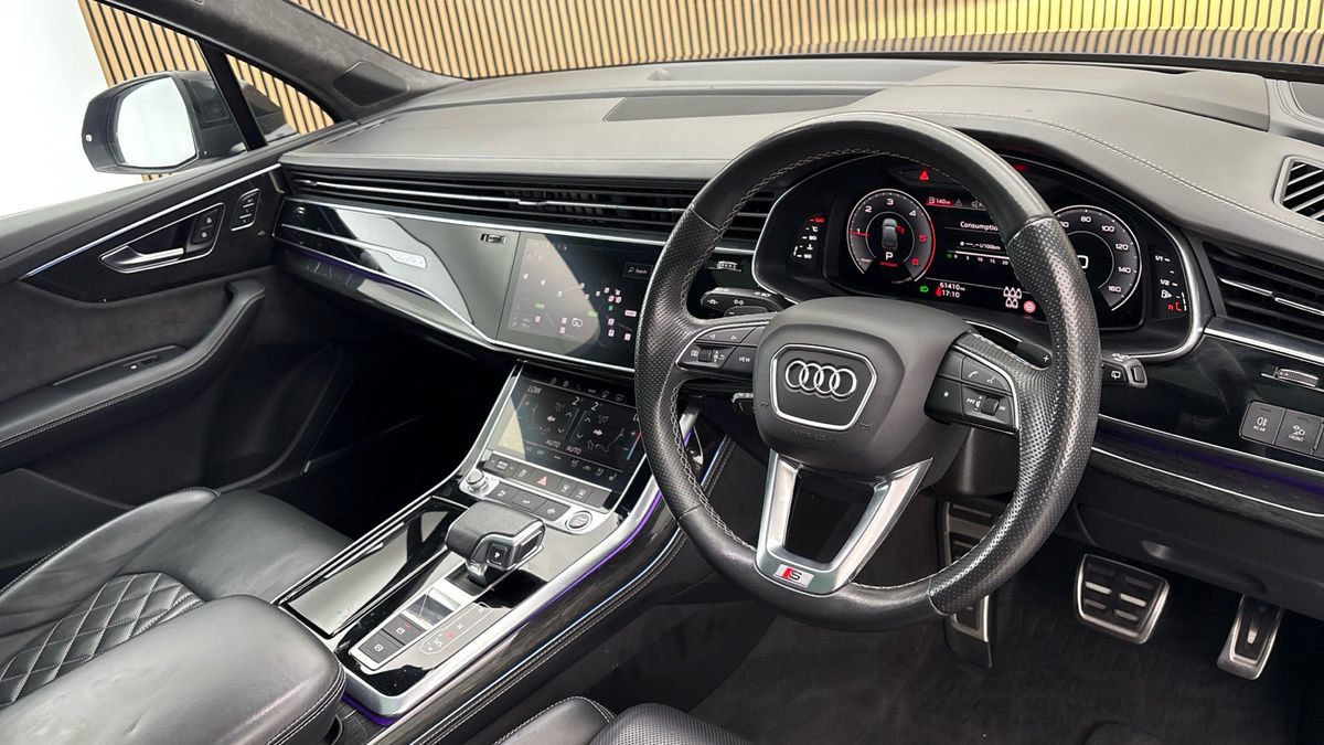 Audi Q7 Image 5