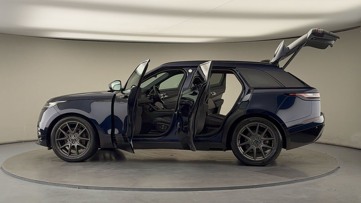 More views of Land Rover Range Rover Velar