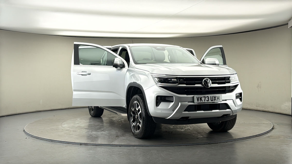 More views of Volkswagen Amarok