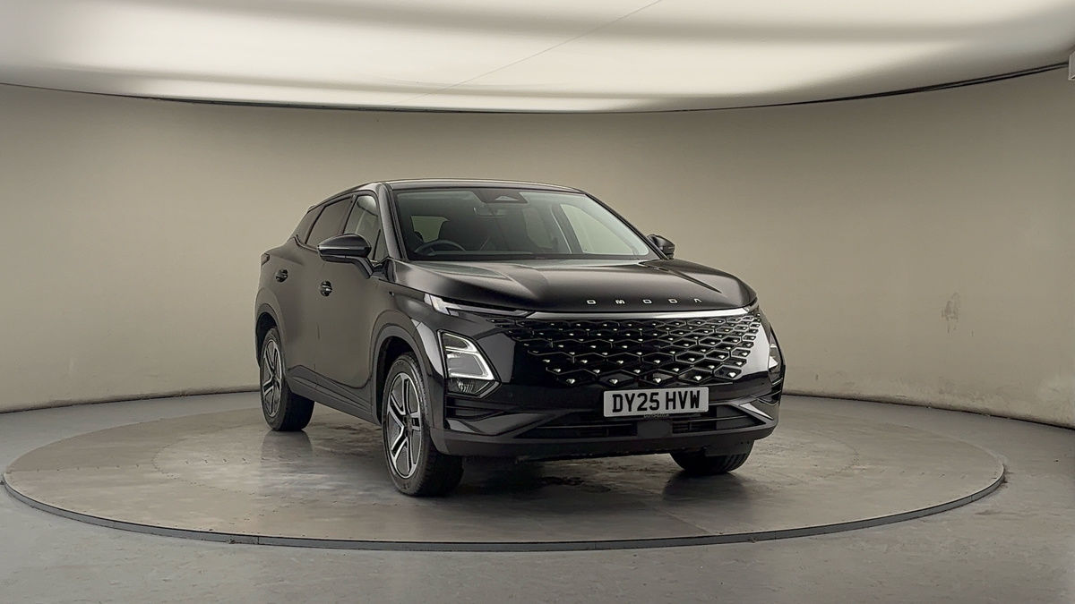 More views of Omoda 5