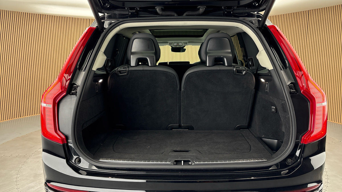 Volvo XC90 Image 11