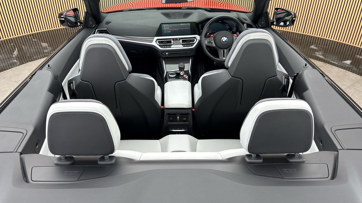 BMW M4 Image 6