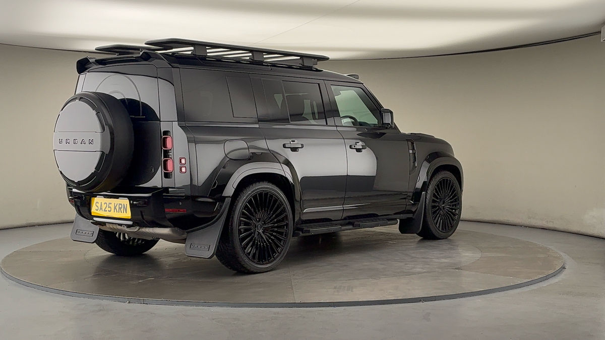 Land Rover Defender 110 Urban Image 21