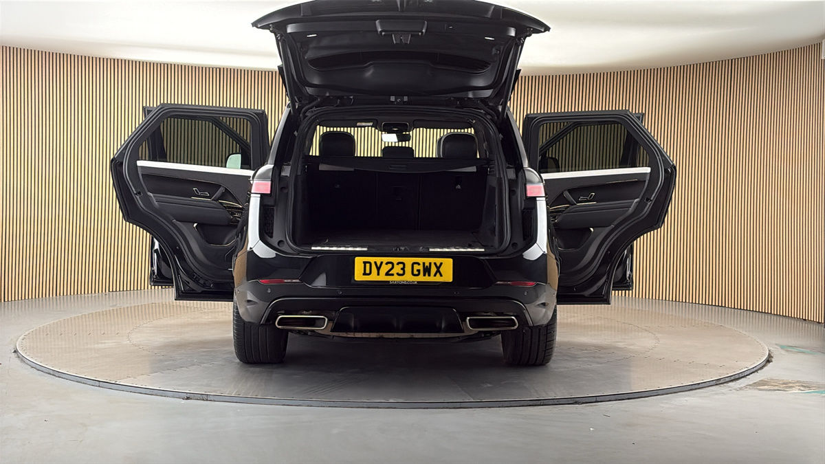 More views of Land Rover Range Rover Sport