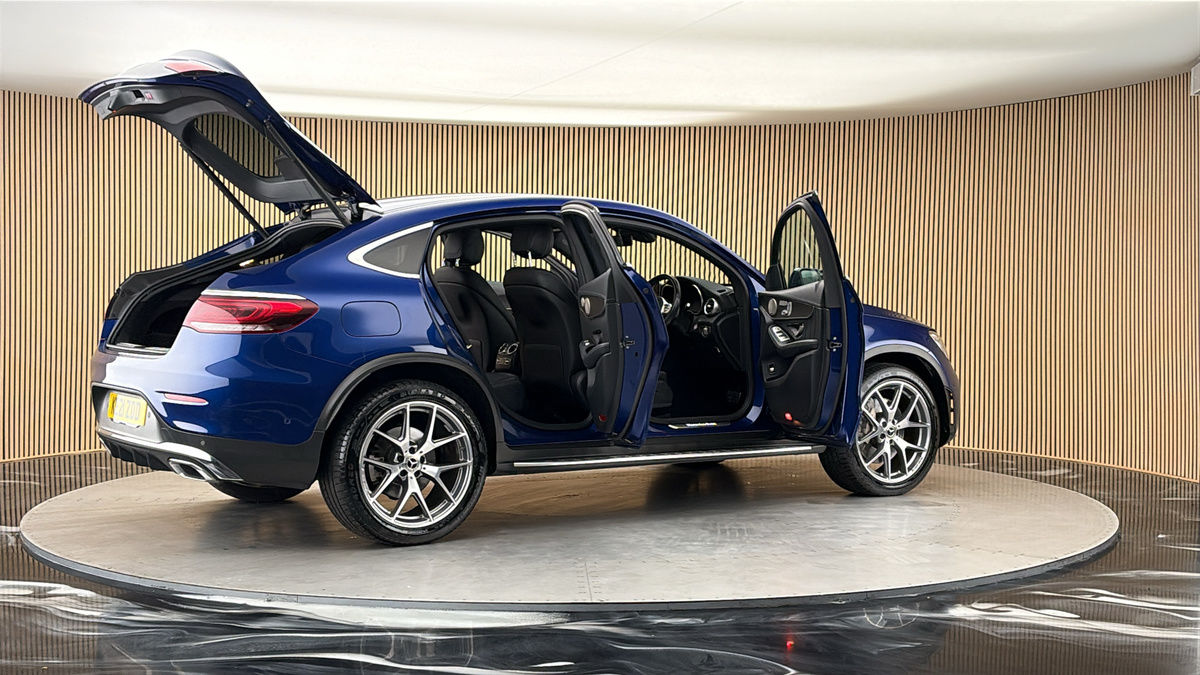 More views of Mercedes-Benz GLC