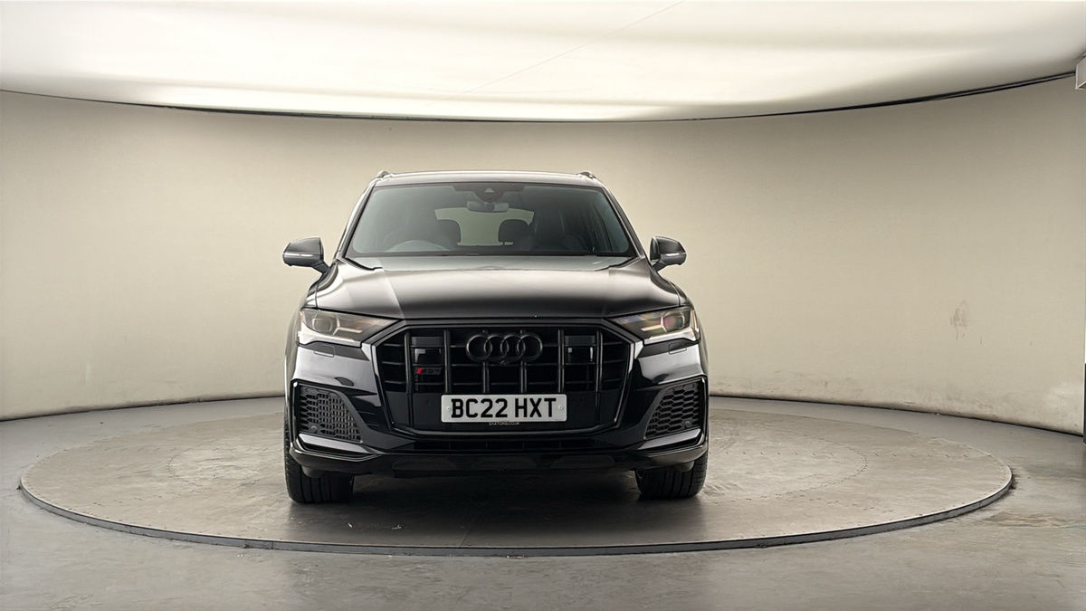 More views of Audi SQ7