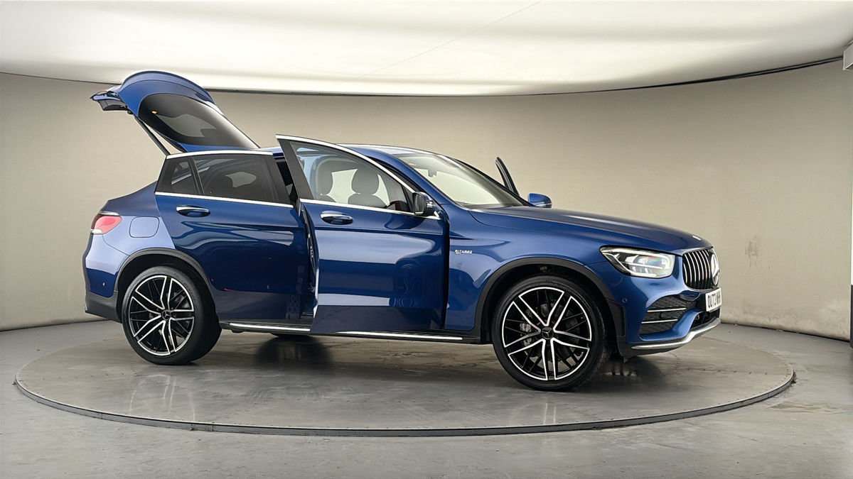 More views of Mercedes-Benz GLC