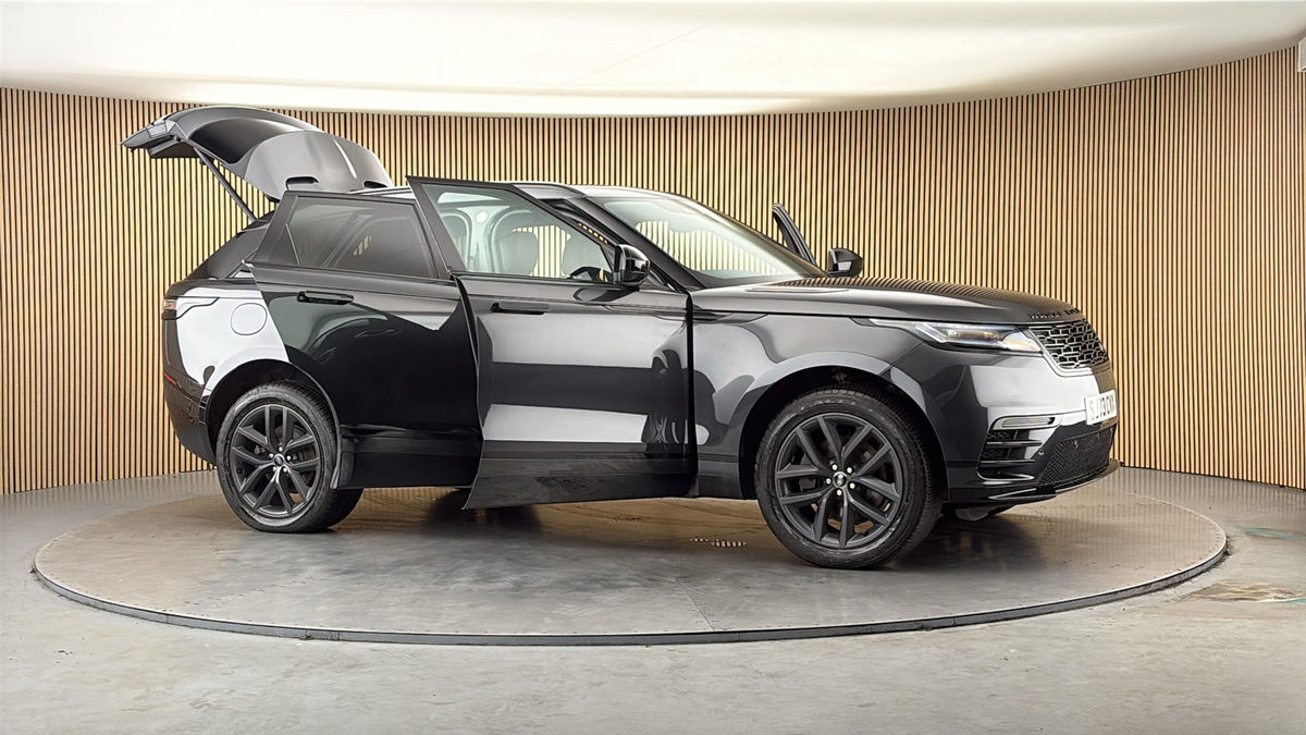 More views of Land Rover Range Rover Velar